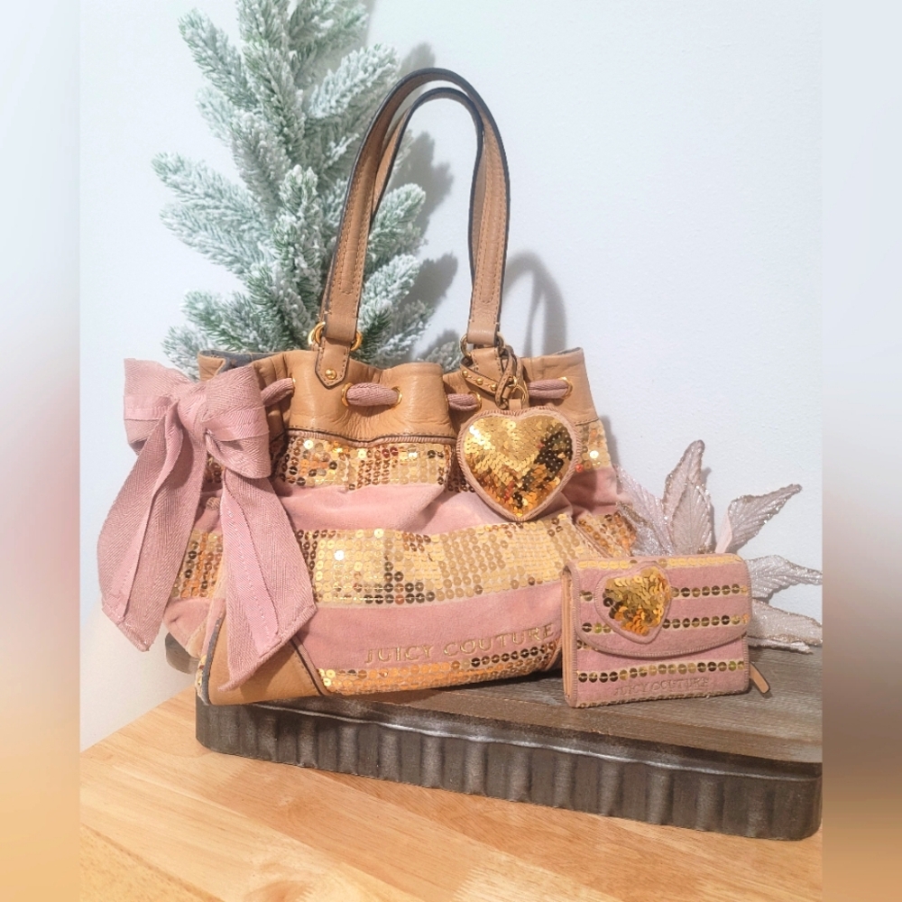 💗Lovely Vintage Pink Velour/Sequins Juicy Courture & matching wallet y2k.💗
